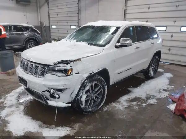 1C4RJFBG5HC885453 2017 JEEP GRAND CHEROKEE - Image 2