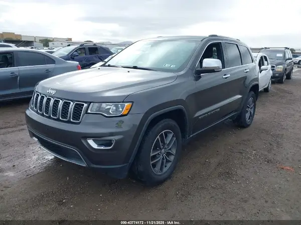 1C4RJFBG5HC914028 2017 JEEP GRAND CHEROKEE - Image 2