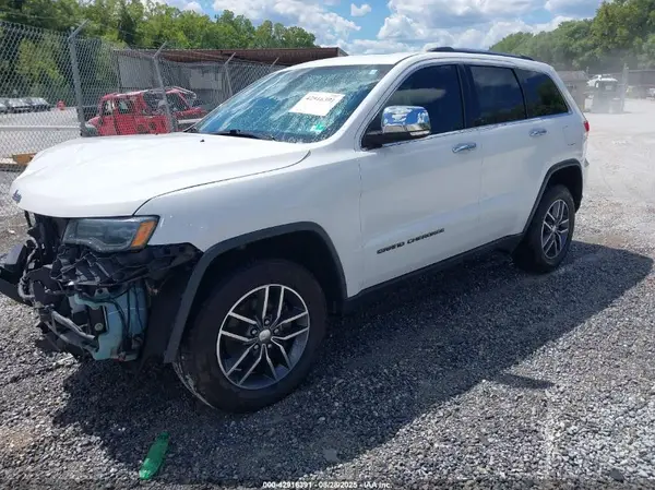 1C4RJFBG5HC932321 2017 JEEP GRAND CHEROKEE - Image 2
