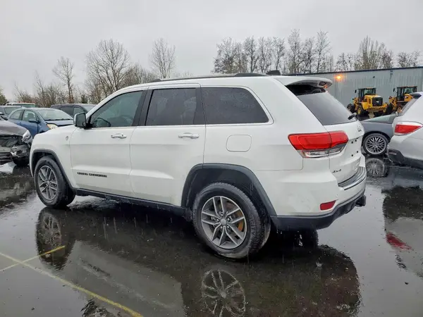 1C4RJFBG5JC142703 2018 JEEP GRAND CHEROKEE - Image 2