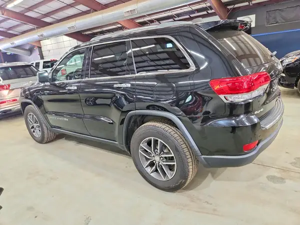 1C4RJFBG5JC212054 2018 JEEP GRAND CHEROKEE - Image 2