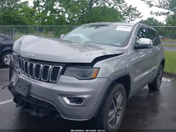 1C4RJFBG5JC215536 2018 JEEP GRAND CHEROKEE - Image 2