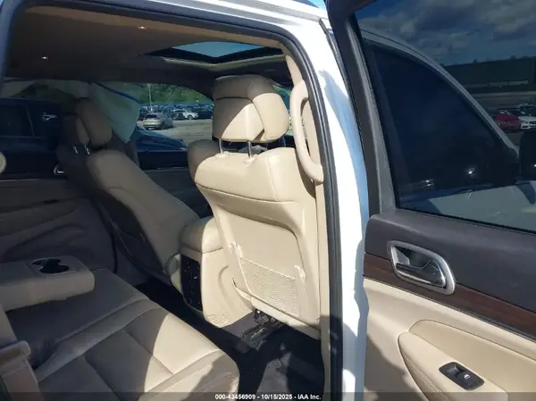 1C4RJFBG5JC236273 2018 JEEP GRAND CHEROKEE - Image 8