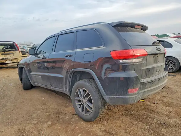 1C4RJFBG5JC257706 2018 JEEP GRAND CHEROKEE - Image 2