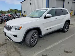 1C4RJFBG5JC266471 2018 JEEP GRAND CHEROKEE