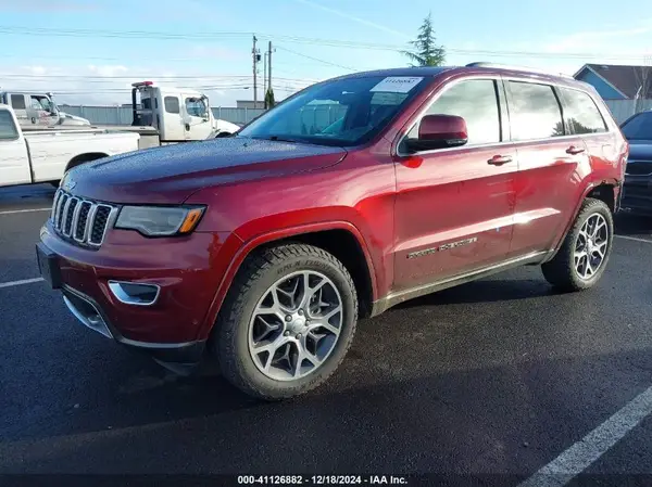 1C4RJFBG5JC363363 2018 JEEP GRAND CHEROKEE - Image 2