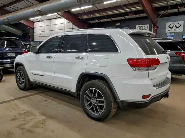 1C4RJFBG5JC470803 2018 JEEP GRAND CHEROKEE - Image 2