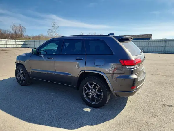 1C4RJFBG5MC704572 2021 JEEP GRAND CHEROKEE - Image 2