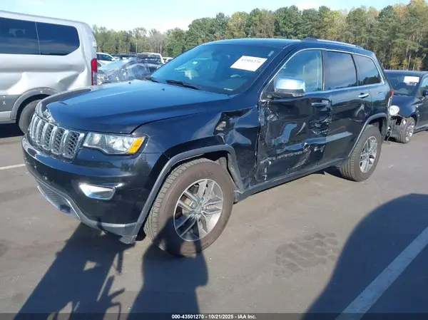 1C4RJFBG6HC632092 2017 JEEP GRAND CHEROKEE - Image 2