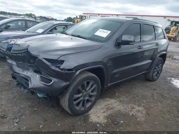 1C4RJFBG6HC633002 2017 JEEP GRAND CHEROKEE - Image 2
