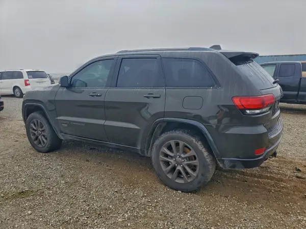 1C4RJFBG6HC648664 2017 JEEP GRAND CHEROKEE - Image 2