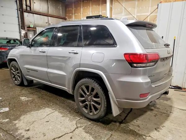 1C4RJFBG6HC655257 2017 JEEP GRAND CHEROKEE - Image 2