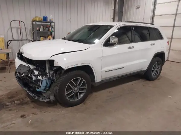 1C4RJFBG6HC772899 2017 JEEP GRAND CHEROKEE - Image 2