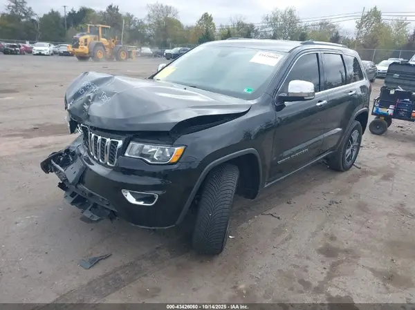 1C4RJFBG6HC828405 2017 JEEP GRAND CHEROKEE - Image 2