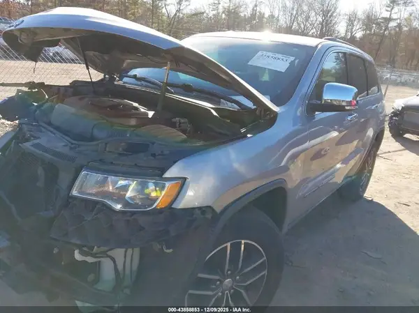 1C4RJFBG6HC862828 2017 JEEP GRAND CHEROKEE - Image 2