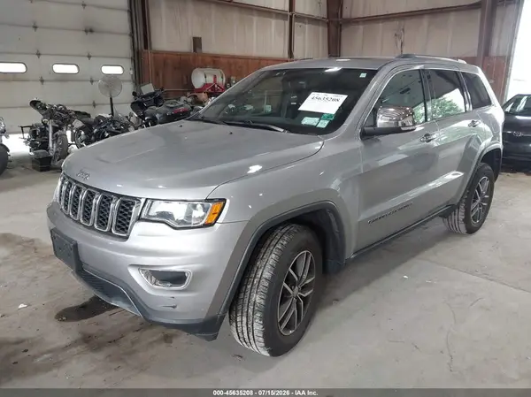 1C4RJFBG6HC864692 2017 JEEP GRAND CHEROKEE - Image 2