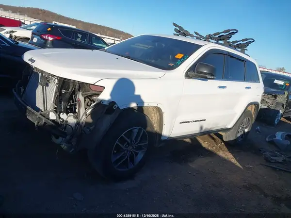 1C4RJFBG6HC866717 2017 JEEP GRAND CHEROKEE - Image 2