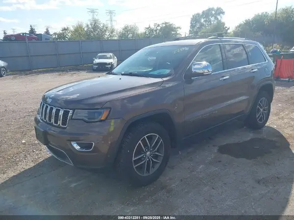 1C4RJFBG6HC879936 2017 JEEP GRAND CHEROKEE - Image 2