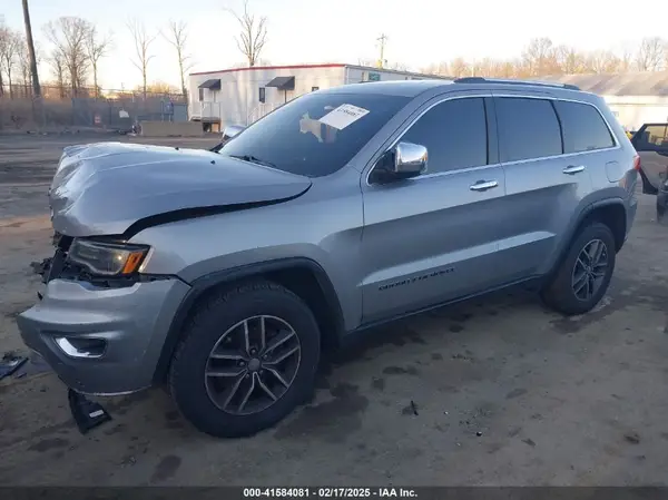 1C4RJFBG6HC924504 2017 JEEP GRAND CHEROKEE - Image 2