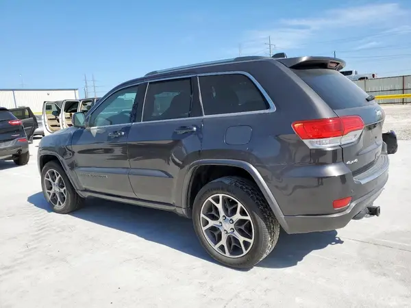 1C4RJFBG6JC130124 2018 JEEP GRAND CHEROKEE - Image 2