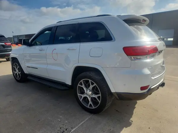 1C4RJFBG6JC152088 2018 JEEP GRAND CHEROKEE - Image 2