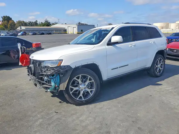 1C4RJFBG6JC166573 2018 JEEP GRAND CHEROKEE - Image 1