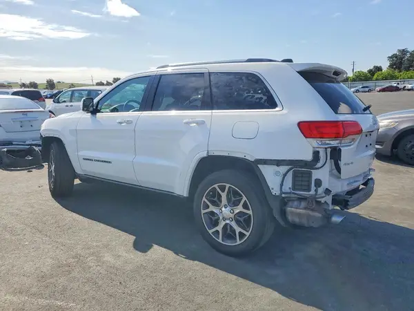 1C4RJFBG6JC166573 2018 JEEP GRAND CHEROKEE - Image 2