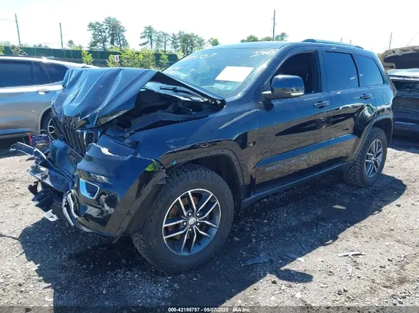 1C4RJFBG6JC204593 2018 JEEP GRAND CHEROKEE - Image 2