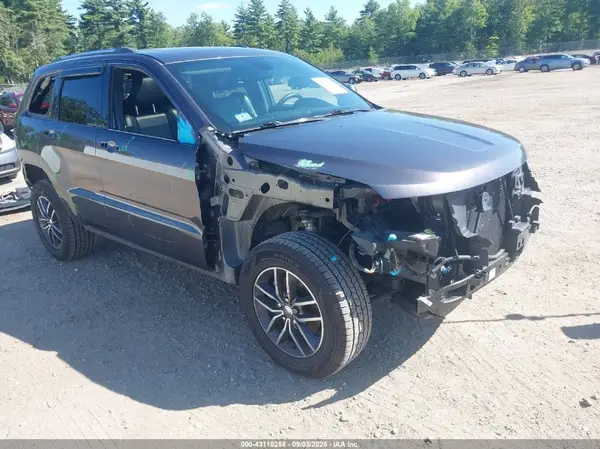 1C4RJFBG6JC337595 2018 JEEP GRAND CHEROKEE - Image 1