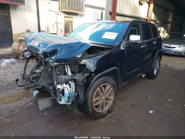 1C4RJFBG6JC363646 2018 JEEP GRAND CHEROKEE - Image 2