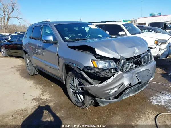 1C4RJFBG6KC723841 2019 JEEP GRAND CHEROKEE - Image 1