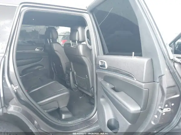 1C4RJFBG6LC120549 2020 JEEP GRAND CHEROKEE - Image 8