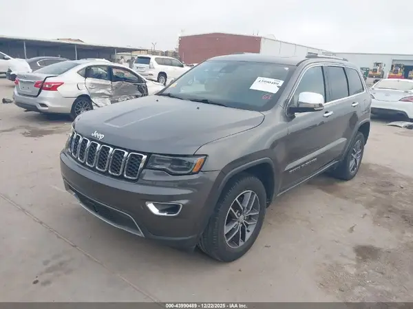 1C4RJFBG7HC618489 2017 JEEP GRAND CHEROKEE - Image 2