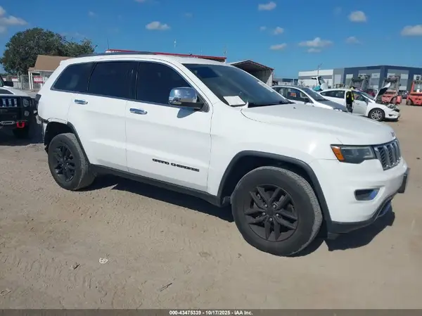 1C4RJFBG7HC640900 2017 JEEP GRAND CHEROKEE - Image 1
