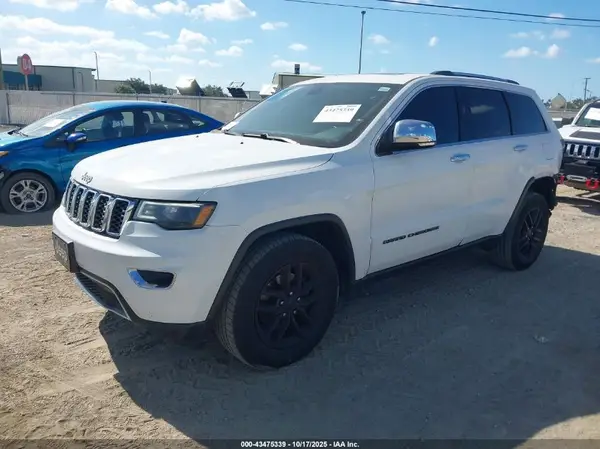 1C4RJFBG7HC640900 2017 JEEP GRAND CHEROKEE - Image 2