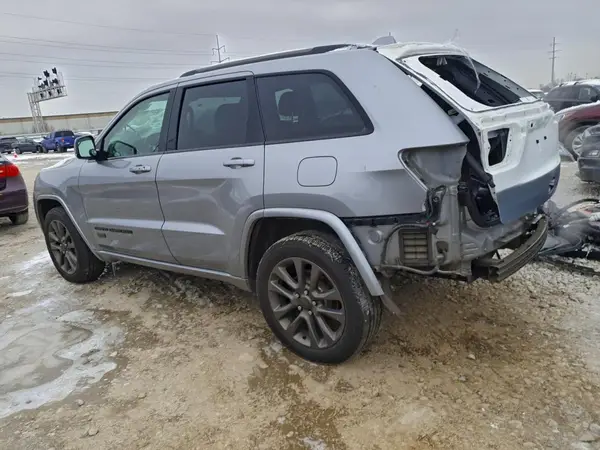 1C4RJFBG7HC646616 2017 JEEP GRAND CHEROKEE - Image 2