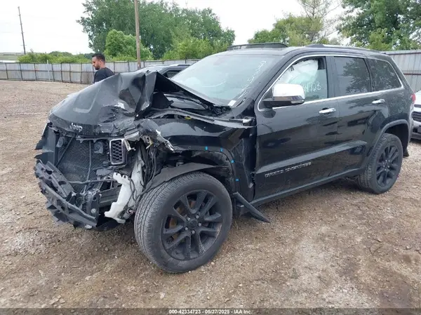 1C4RJFBG7HC693922 2017 JEEP GRAND CHEROKEE - Image 2