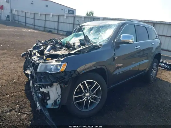 1C4RJFBG7HC697131 2017 JEEP GRAND CHEROKEE - Image 2
