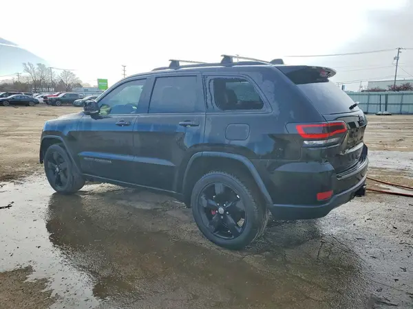 1C4RJFBG7HC699199 2017 JEEP GRAND CHEROKEE - Image 2