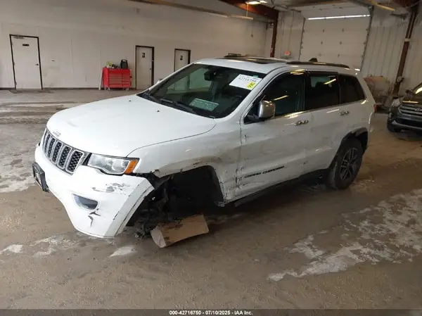 1C4RJFBG7HC742634 2017 JEEP GRAND CHEROKEE - Image 2