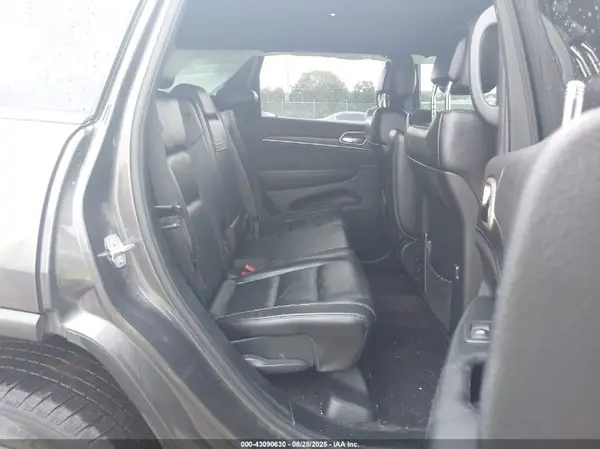 1C4RJFBG7HC749096 2017 JEEP GRAND CHEROKEE - Image 8
