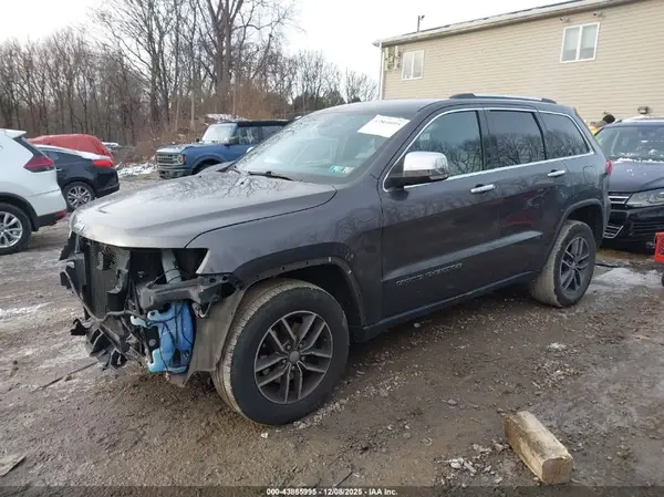 1C4RJFBG7HC751477 2017 JEEP GRAND CHEROKEE - Image 2
