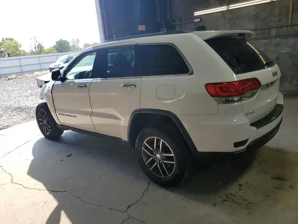 1C4RJFBG7HC756033 2017 JEEP GRAND CHEROKEE - Image 2