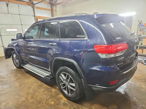 1C4RJFBG7HC765041 2017 JEEP GRAND CHEROKEE - Image 2