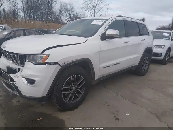 1C4RJFBG7HC781787 2017 JEEP GRAND CHEROKEE - Image 2