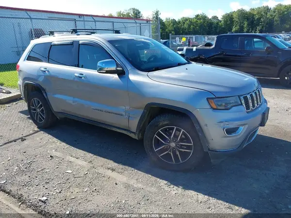 1C4RJFBG7HC785810 2017 JEEP GRAND CHEROKEE - Image 1