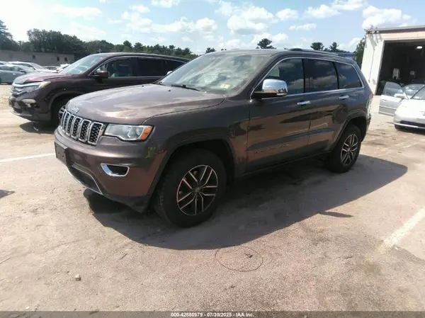 1C4RJFBG7HC786682 2017 JEEP GRAND CHEROKEE - Image 2