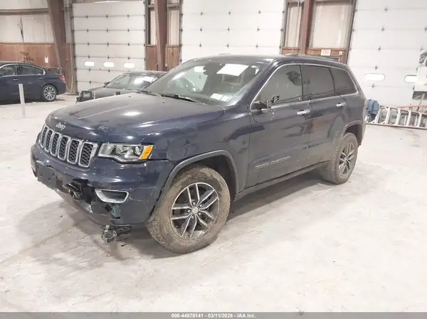 1C4RJFBG7HC792613 2017 JEEP GRAND CHEROKEE - Image 2