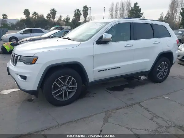 1C4RJFBG7JC106026 2018 JEEP GRAND CHEROKEE - Image 2
