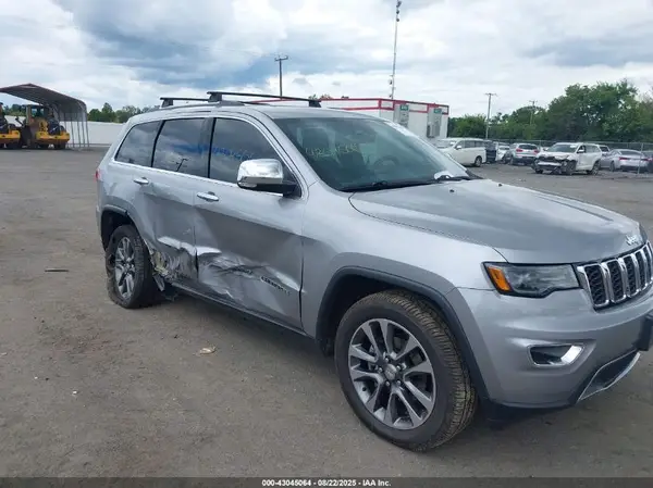 1C4RJFBG7JC129032 2018 JEEP GRAND CHEROKEE - Image 1